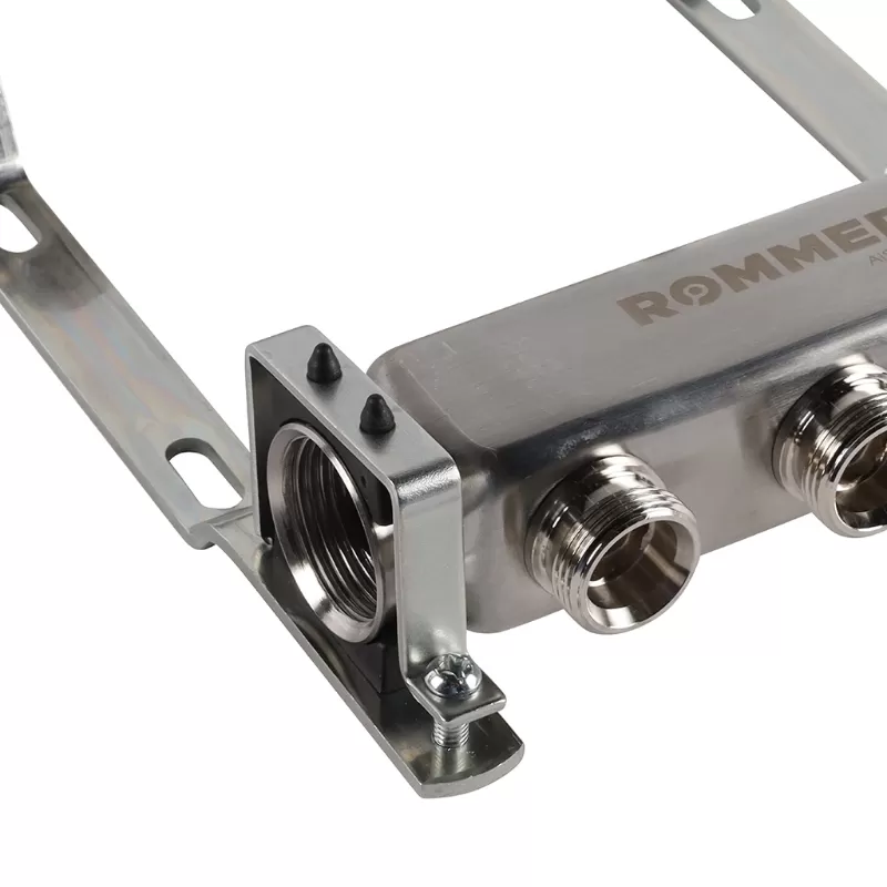 Коллектор Rommer 1"x3/4" на 3 контура для радиаторной разводки (нерж. сталь) (RMS-4401-000003) Коллектор Rommer 1"x3/4" на 3 контура для радиаторной разводки (нерж. сталь) (RMS-4401-000003)
