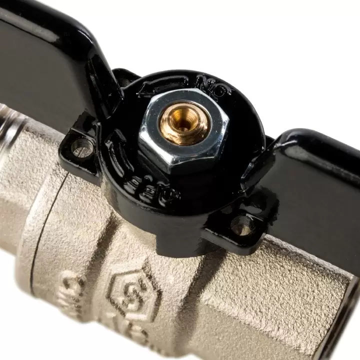 Кран шаровой полнопроходной STOUT ВР/НР, ручка бабочка 1/2" (SVB-0004-000015) Кран шаровой полнопроходной STOUT ВР/НР, ручка бабочка 1/2" (SVB-0004-000015)