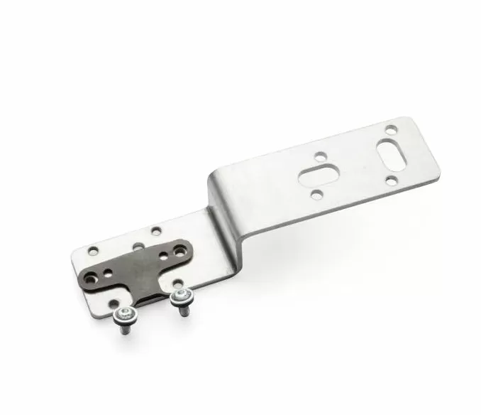 Кронштейн Rehau тип Z 30 (11055321008) Кронштейн Rehau тип Z 30 (11055321008)